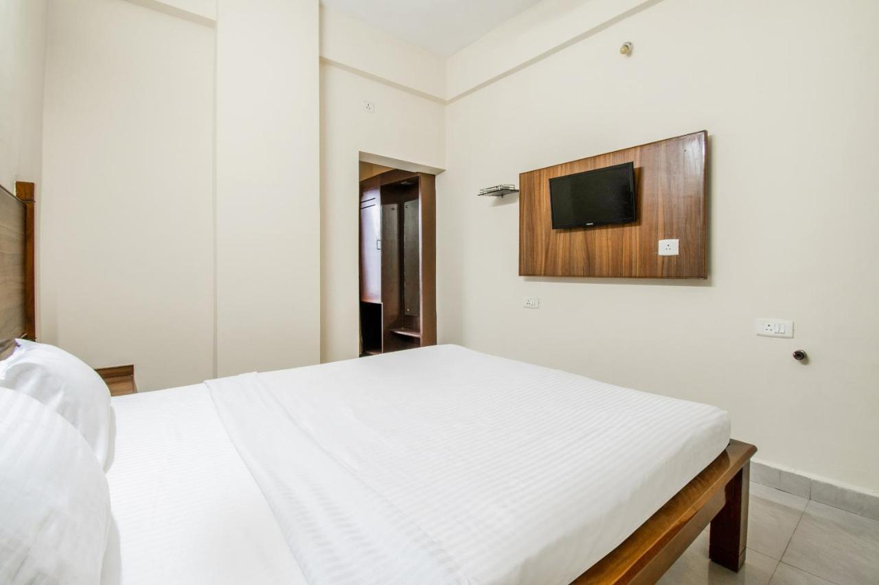 Hotel O Ssg Residency Визакхапатнам Екстериор снимка