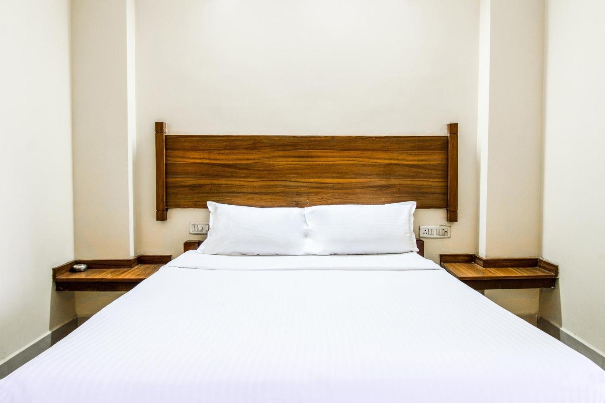 Hotel O Ssg Residency Визакхапатнам Екстериор снимка